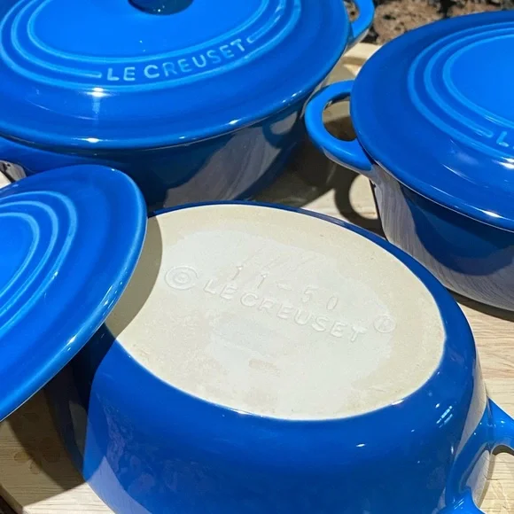 Le Creuset Marseille Blue Stoneware Cocotte Set - Picture 3 of 3